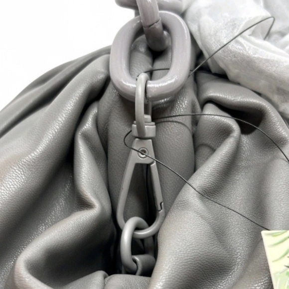 NWT Badgley Mischka  Taupe Color Designer Clutch Detachable Strap - Picture 10 of 10